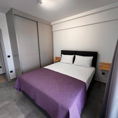 Phil'S Apartments Lefkada City Exterior photo